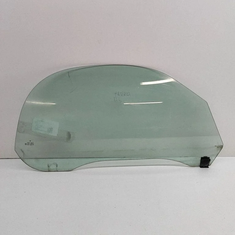 Front door window/glass (coupe) – Porsche Boxster 986 (1996-2004)