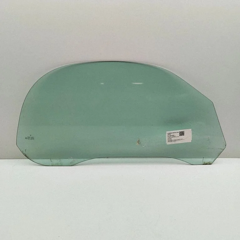 Front door window/glass (coupe) – Porsche Boxster 986 (1996-2004)
