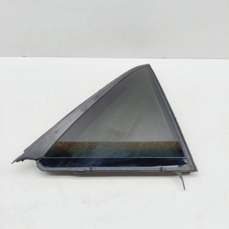 Rear side window A1667301455