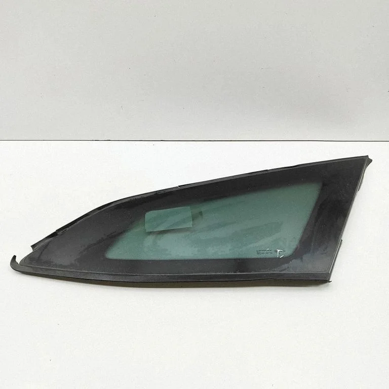 Tagumine kere külgklaas 9837752780
