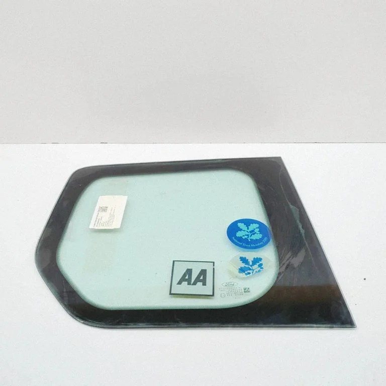 Aizmugurējais sāna virsbūves stikls DT11V29750A