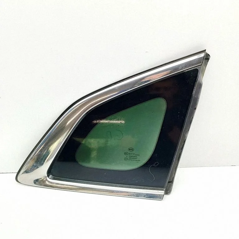 Tagumine kere külgklaas SA3F5406020U