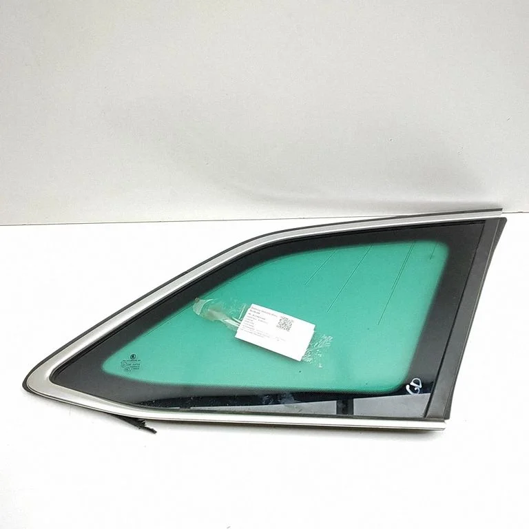 Rear side window 3V9845298