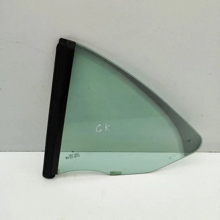 Rear side window 99654311103