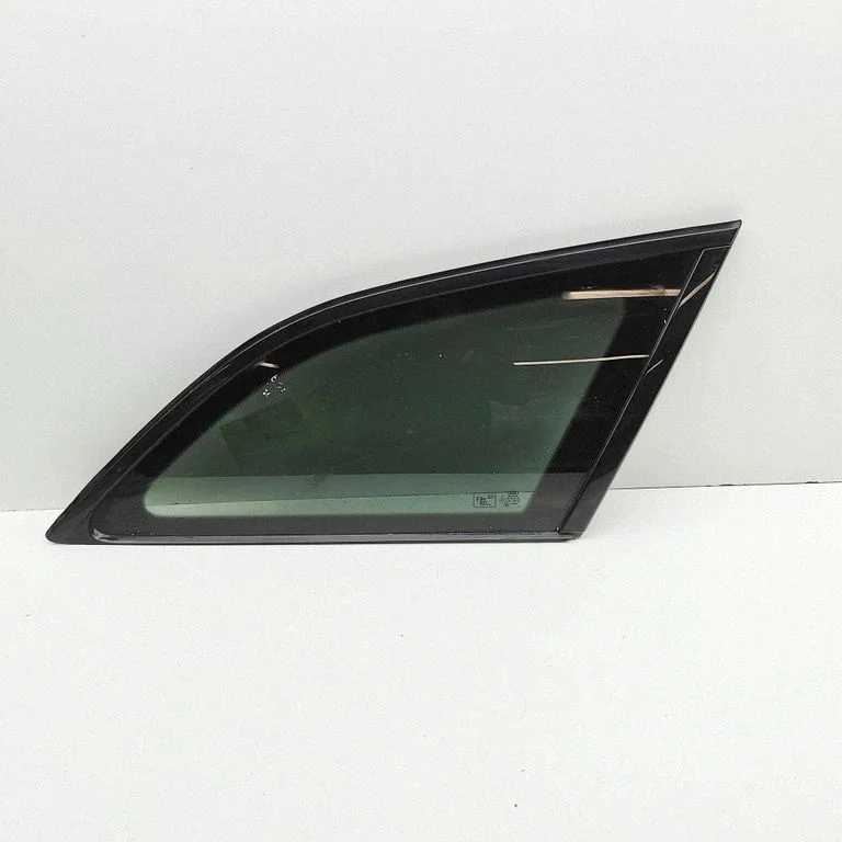 Rear side window 4G9845298C