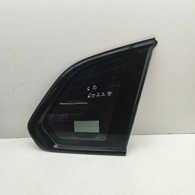 Tagumine kere külgklaas 7444080