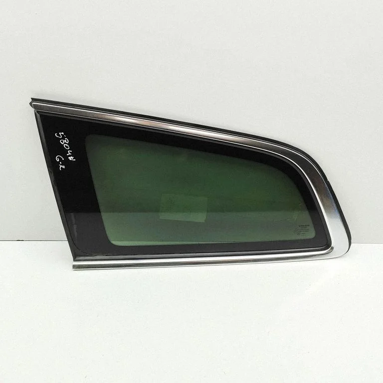 Rear side window 32314889