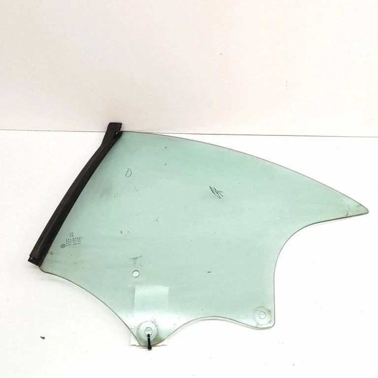 Rear side window – Peugeot 307 (2001-2005)