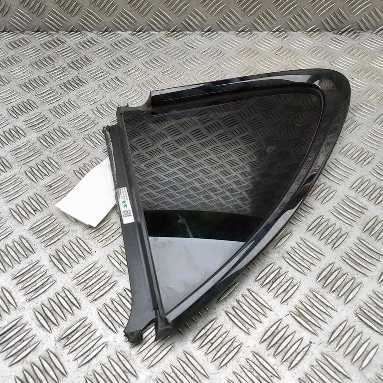 Rear side window 9J0845298