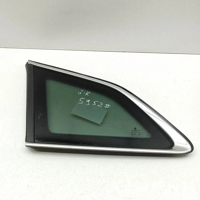 Tagumine kere külgklaas 5LG845297C