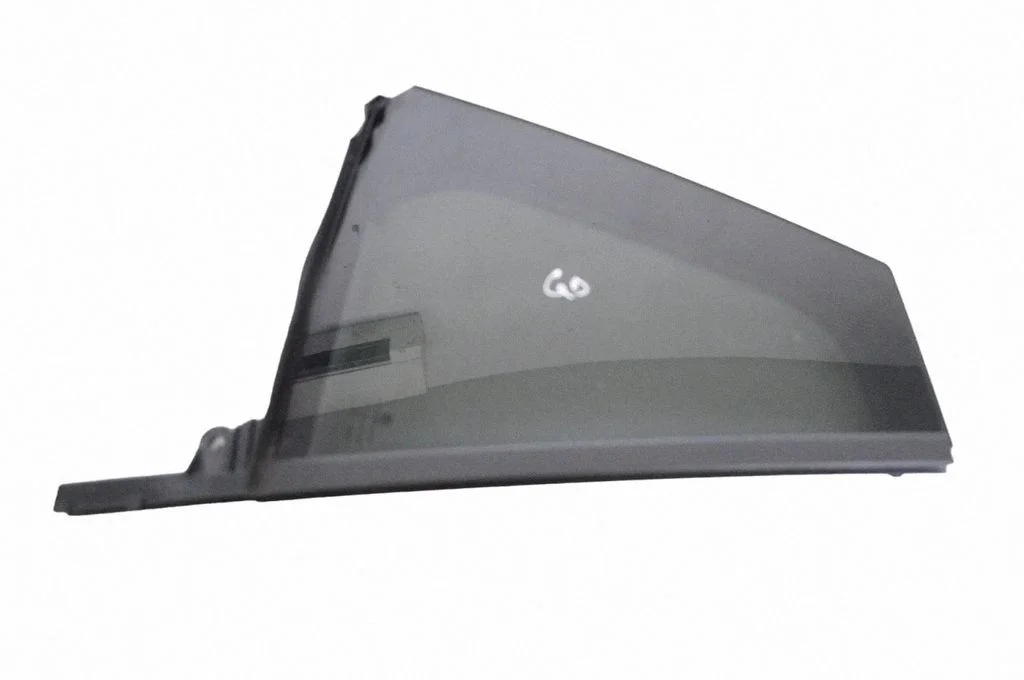Rear side window 5LG845214