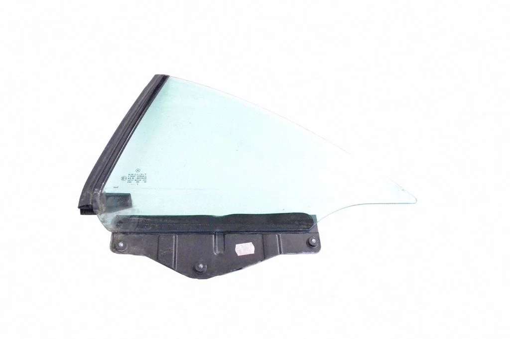Rear side window 43R001025