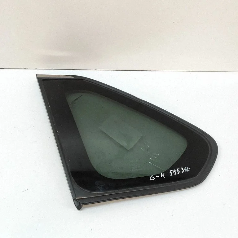 Rear side window 6272042400