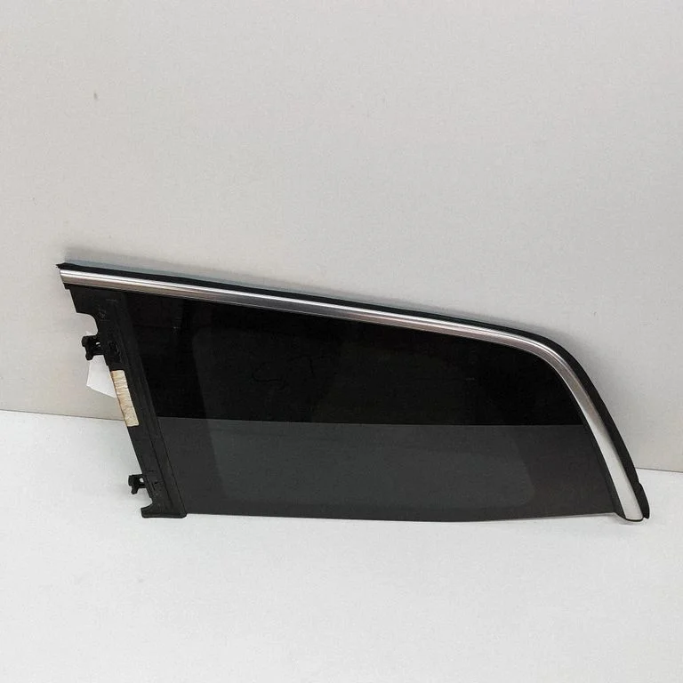 Aizmugurējais sāna virsbūves stikls – Mercedes-Benz GL klase X166 (2013-2019)