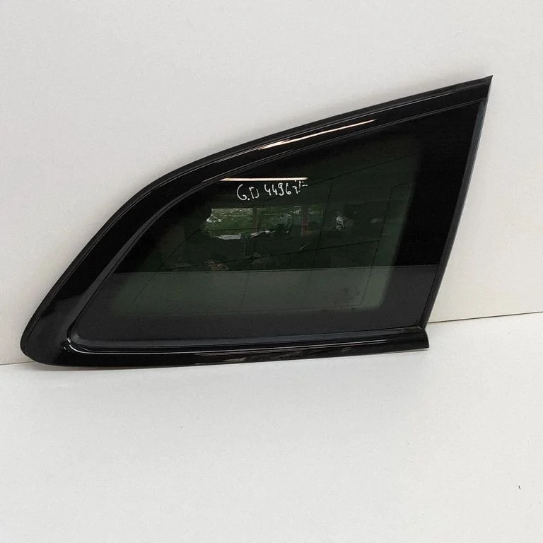 Rear side window 43R011006