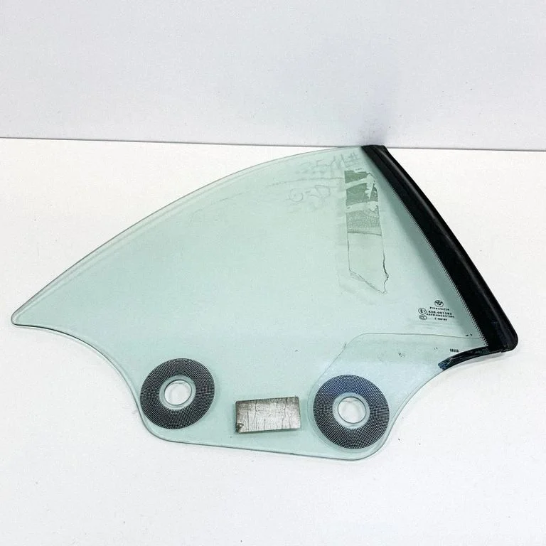 Rear side window – BMW 1 Series E82 E88 (2007-2014)