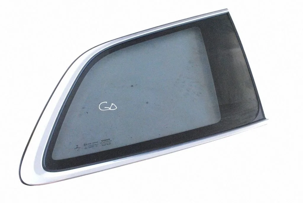 Rear side window 43R00049