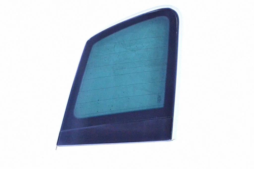 Rear side window 7L6845297CC