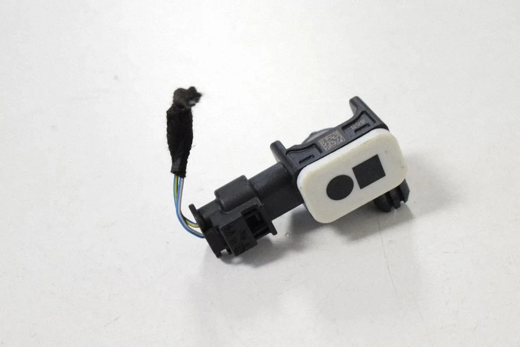 Airbag deployment crash/impact sensor 9234989