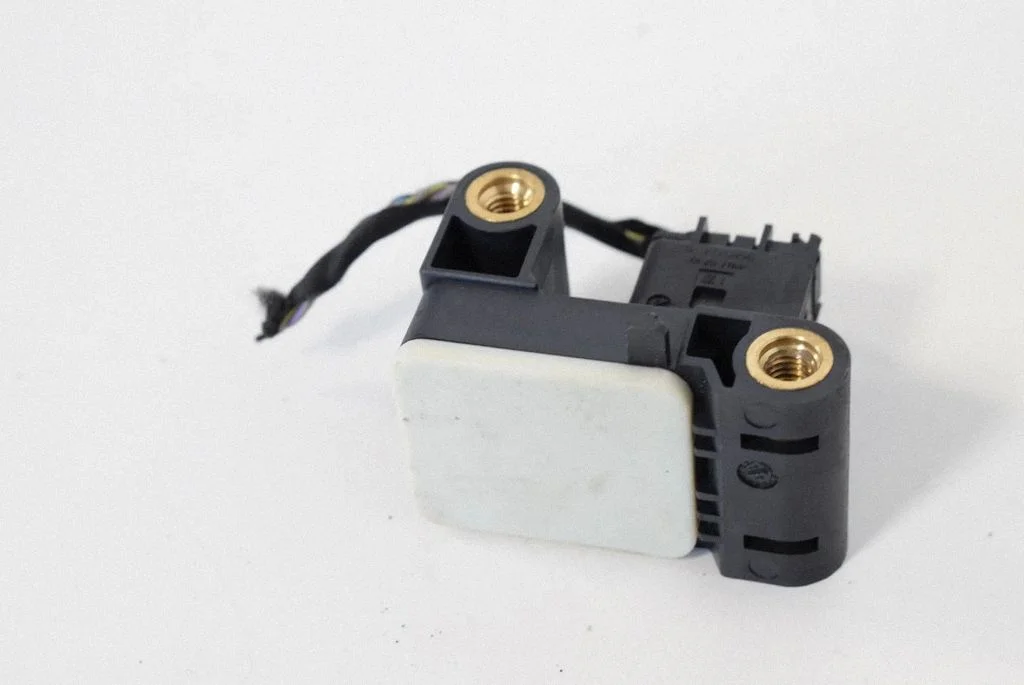 Drošības spilvenu trieciena sensors 6911003