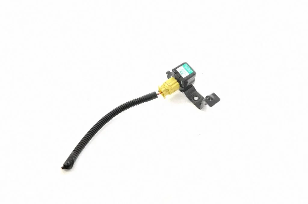 Drošības spilvenu trieciena sensors G484948020