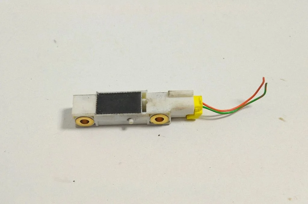 Drošības spilvenu trieciena sensors 8651755