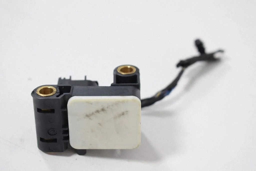 Drošības spilvenu trieciena sensors 0285003901