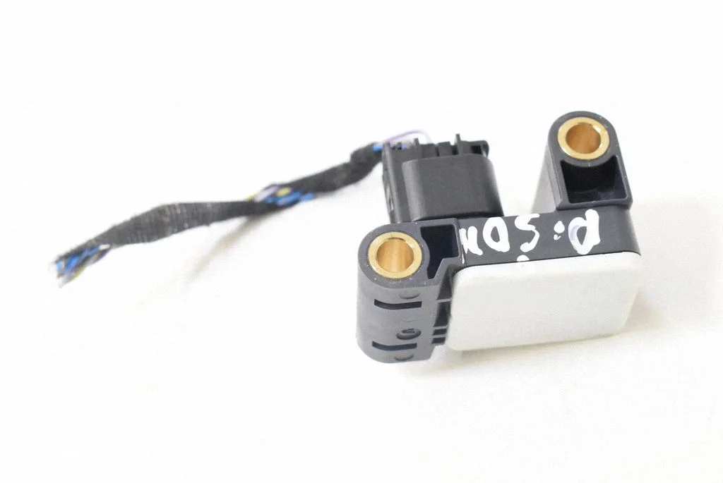 Drošības spilvenu trieciena sensors 0285003901