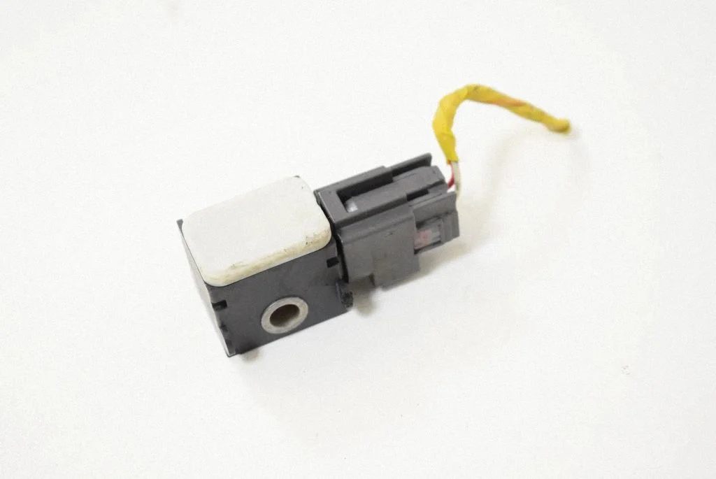 Drošības spilvenu trieciena sensors 959202B000