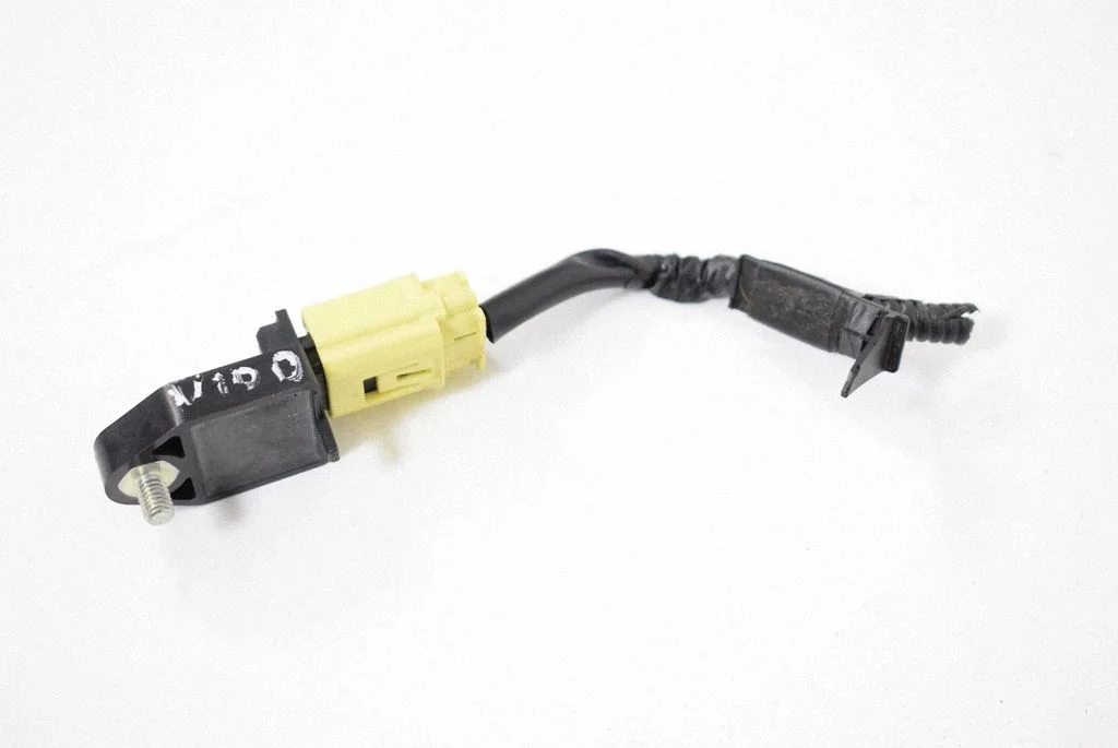Drošības spilvenu trieciena sensors 8983105010
