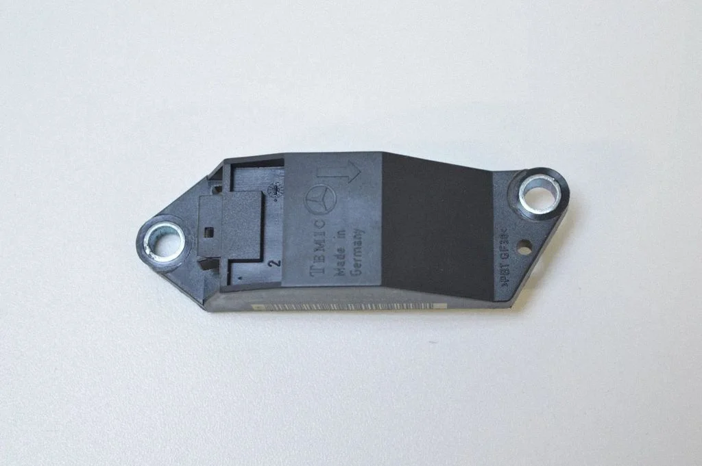 Drošības spilvenu trieciena sensors – Mercedes-Benz CLS klase C219 (2003-2011)