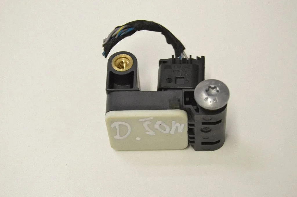 Drošības spilvenu trieciena sensors 6911003