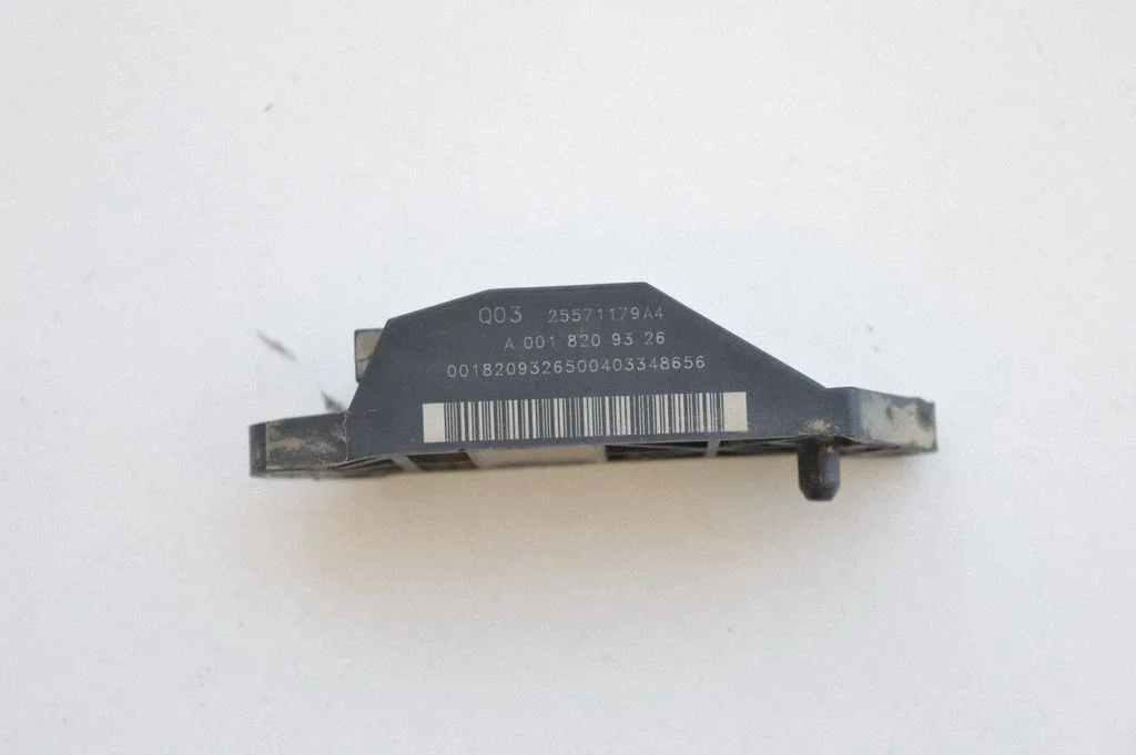 Drošības spilvenu trieciena sensors – Mercedes-Benz E klase W211 (2002-2009)