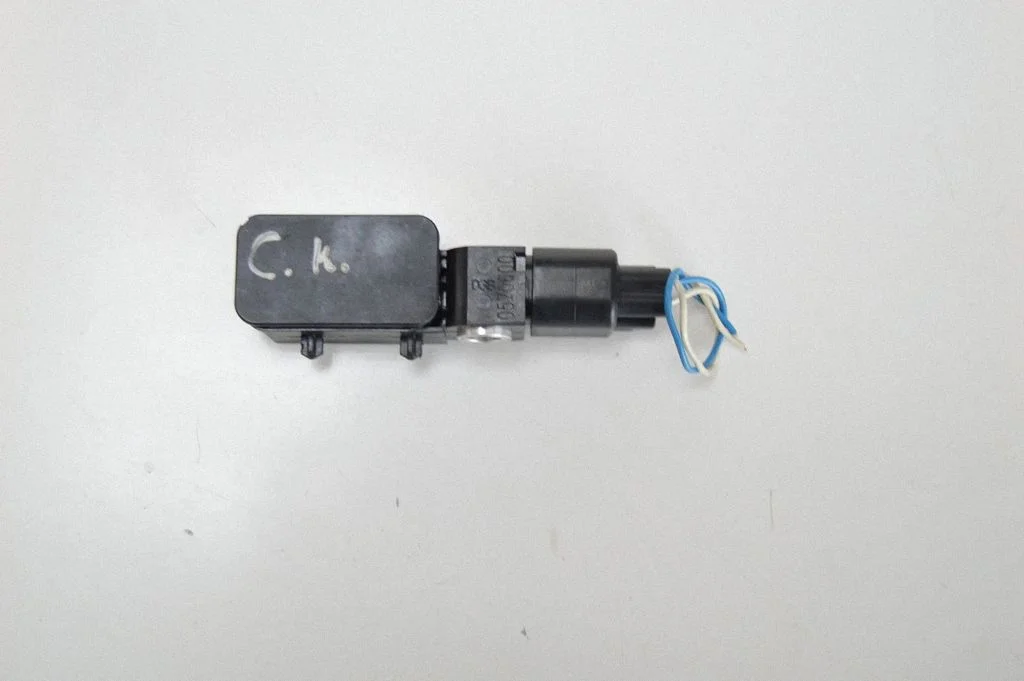 Drošības spilvenu trieciena sensors