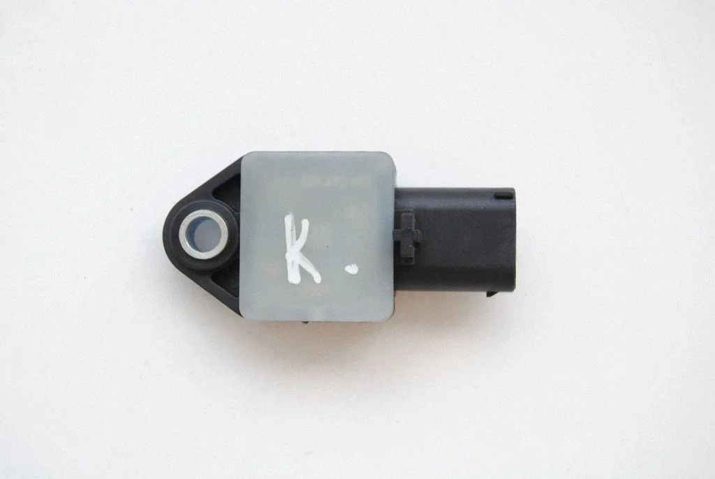 Drošības spilvenu trieciena sensors A1698202226