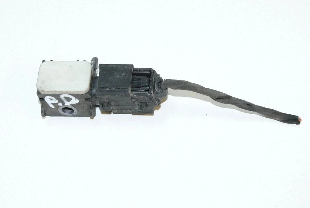 Drošības spilvenu trieciena sensors – Hyundai Santa Fe (2006-2012)