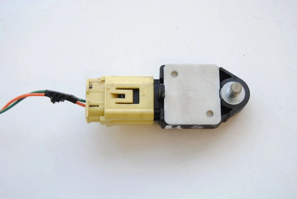 Drošības spilvenu trieciena sensors 8983102020