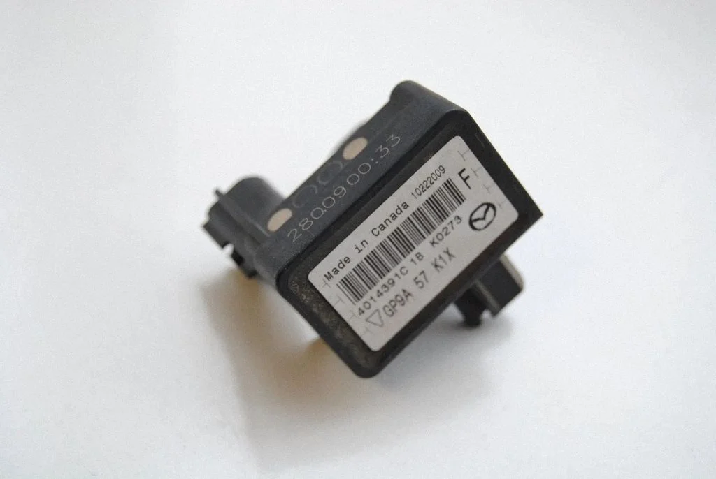 Drošības spilvenu trieciena sensors 4014391C
