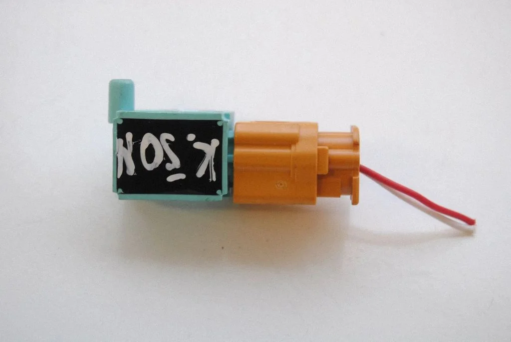 Drošības spilvenu trieciena sensors 5WK43826