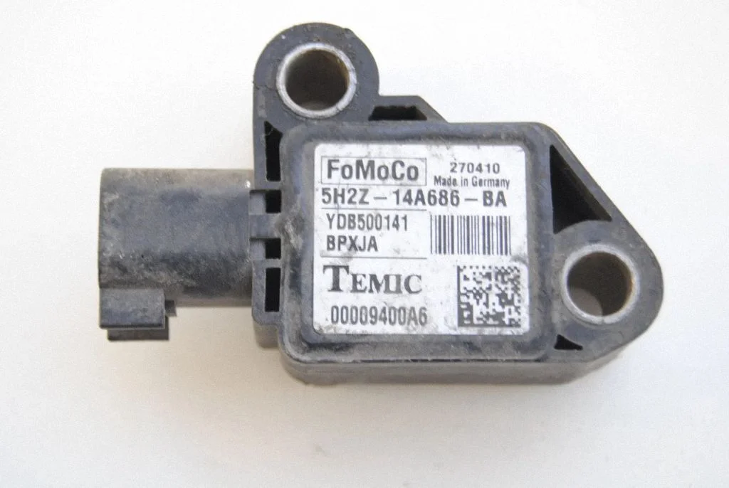 Airbag deployment crash/impact sensor – Land Rover Range Rover Sport L320 (2005-2013)
