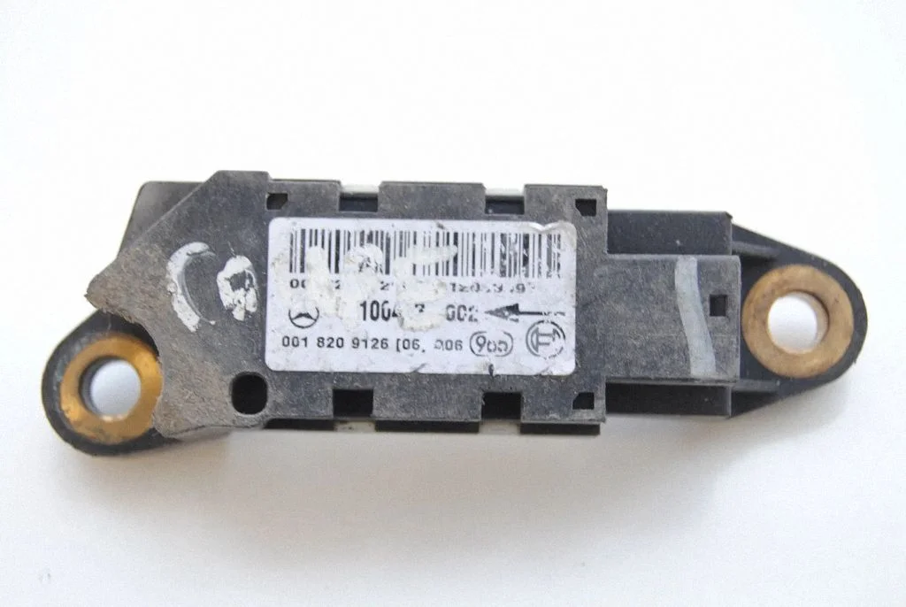 Drošības spilvenu trieciena sensors – Mercedes-Benz CLK klase A209 C209 (2002-2009)
