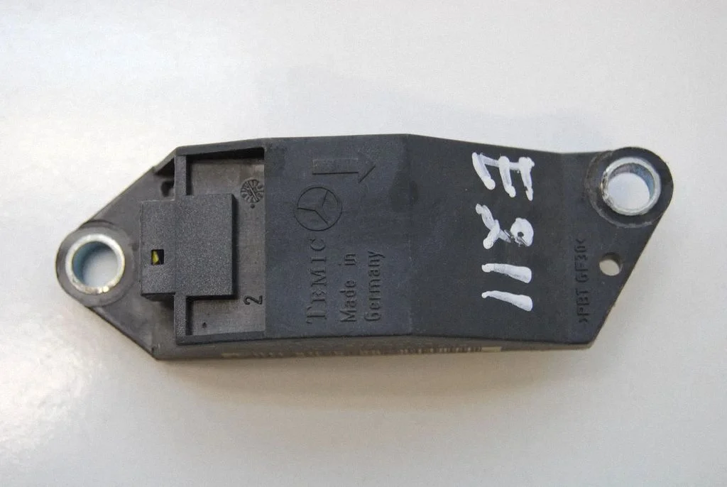 Drošības spilvenu trieciena sensors – Mercedes-Benz E klase W211 (2002-2009)