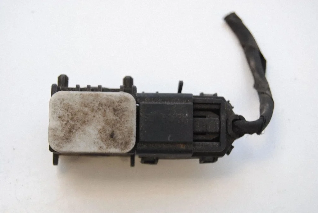 Drošības spilvenu trieciena sensors – Hyundai Santa Fe (2000-2006)