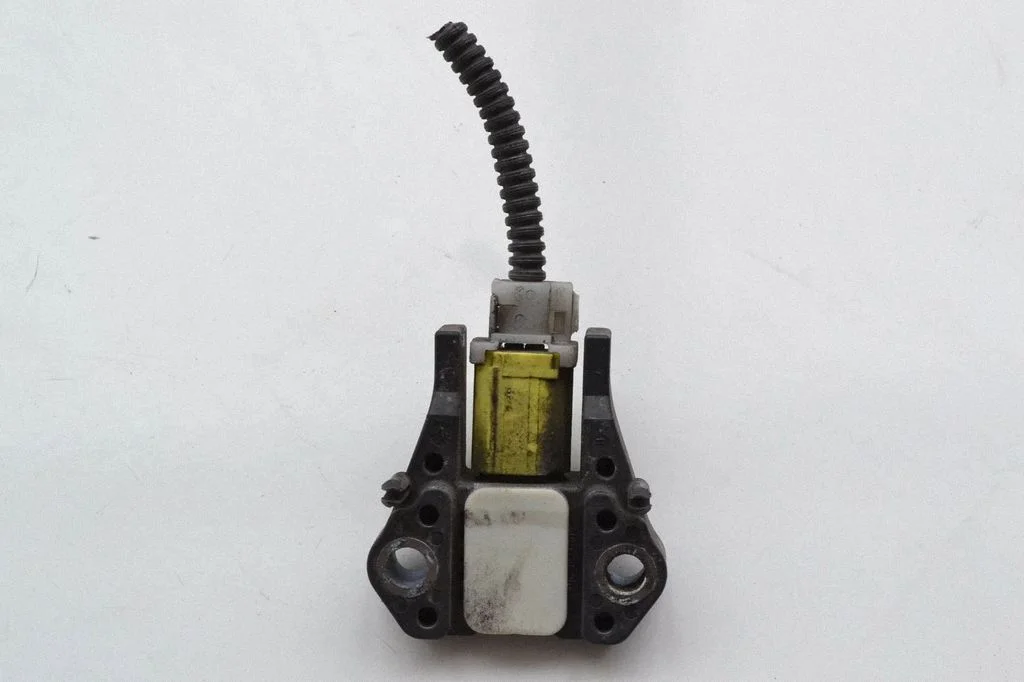 Drošības spilvenu trieciena sensors – Lexus IS 220D-250-350 (2006-2013)