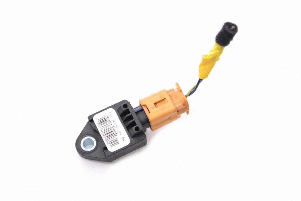 Drošības spilvenu trieciena sensors – labā