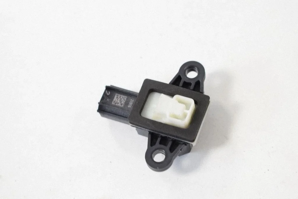 Drošības spilvenu trieciena sensors – Volvo V40 (2012-2019)