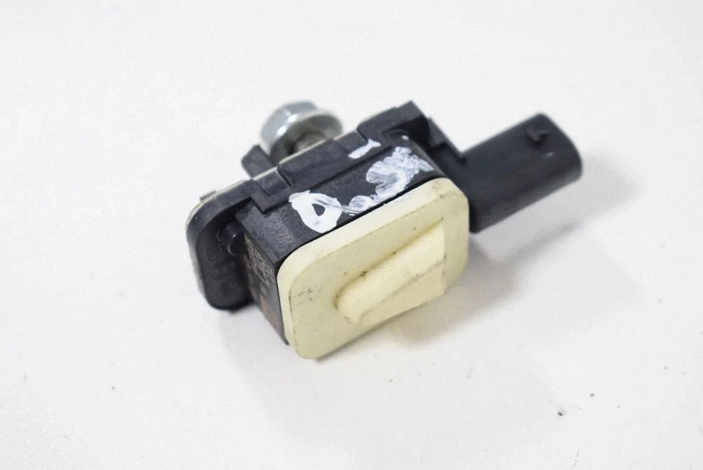 Drošības spilvenu trieciena sensors 9217711