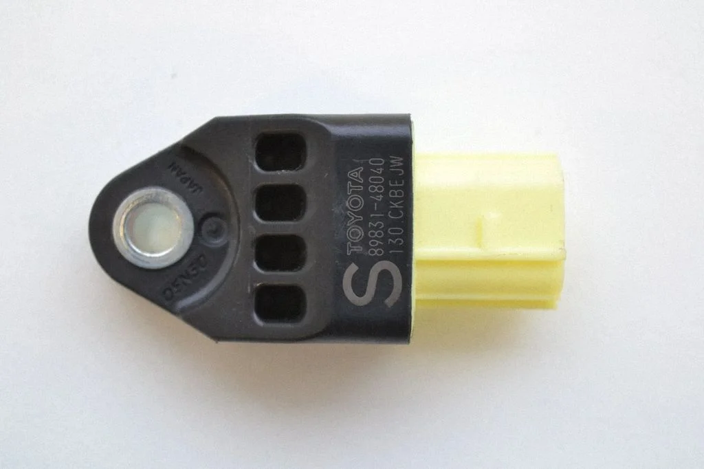 Airbag deployment crash/impact sensor – Lexus RX III (2008-2015)