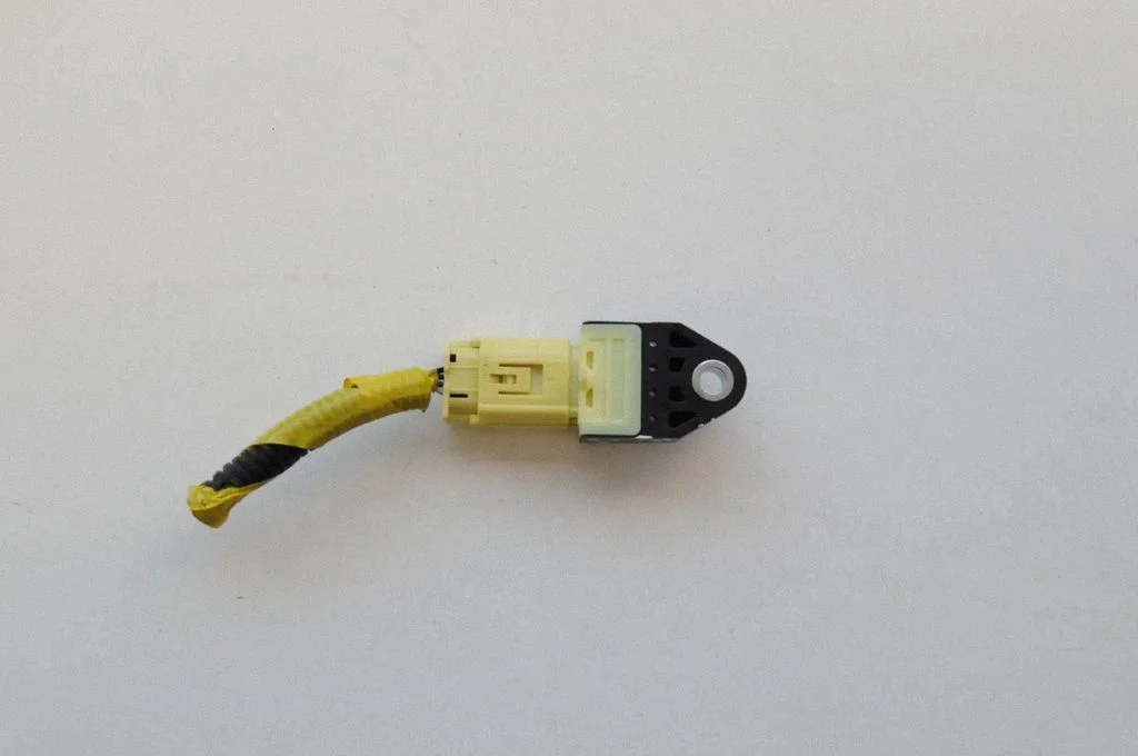 Drošības spilvenu trieciena sensors 98235AG060