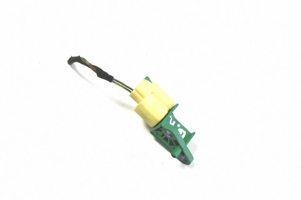 Drošības spilvenu trieciena sensors 1K0909606C